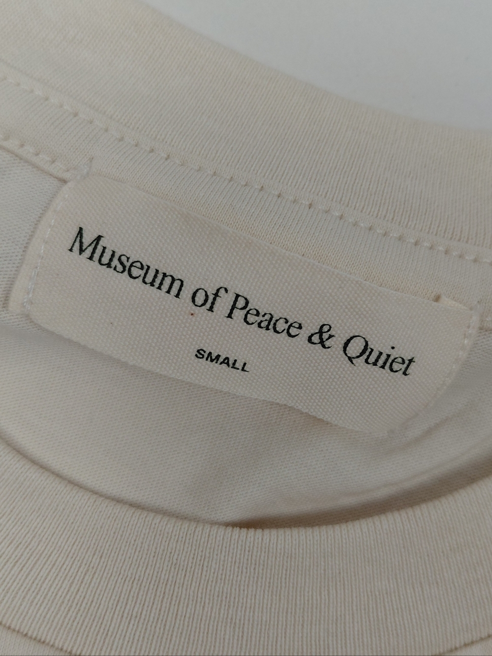 Museum Of Peace & Quiet Long Sleeve t Shirt NWT Cream Green 100% Cotton - Picture 7 of 7